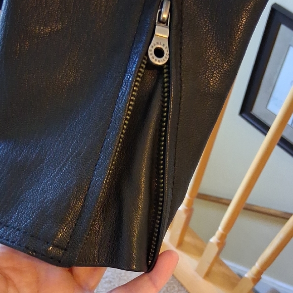 Harley-Davidson Women's Classic Black Leather Studded Bling Biker Jacket - Picture 6 of 12